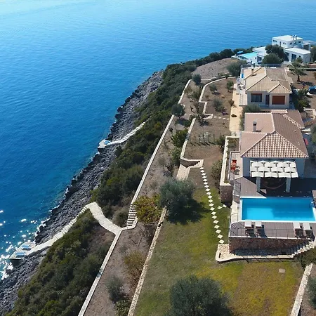 וילה Seafront Marine With Private Sea Access - Iris Lefkada *