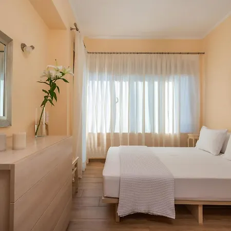 Iris Lefkada - Marine With Private Sea Access Vila *