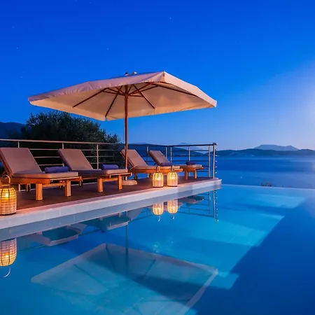 Iris Lefkada - Marine With Private Sea Access Villa *