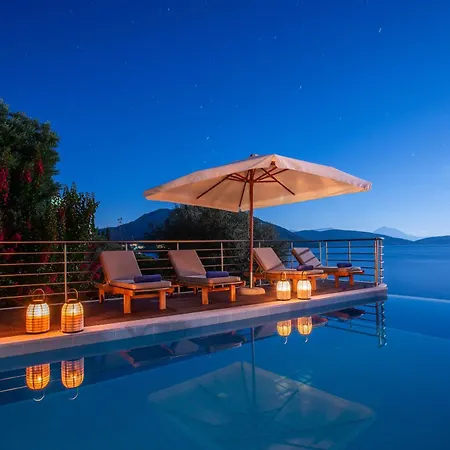 Seafront Marine With Private Sea Access - Iris Lefkada Villa Sivota