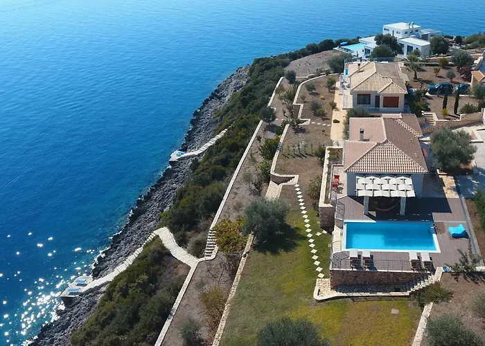 וילה Seafront Marine With Private Sea Access - Iris Lefkada *