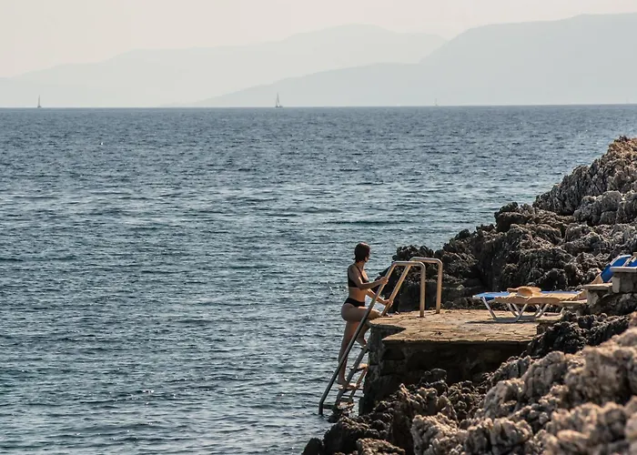 Seafront Marine With Private Sea Access - Iris Lefkada * סיבוטה