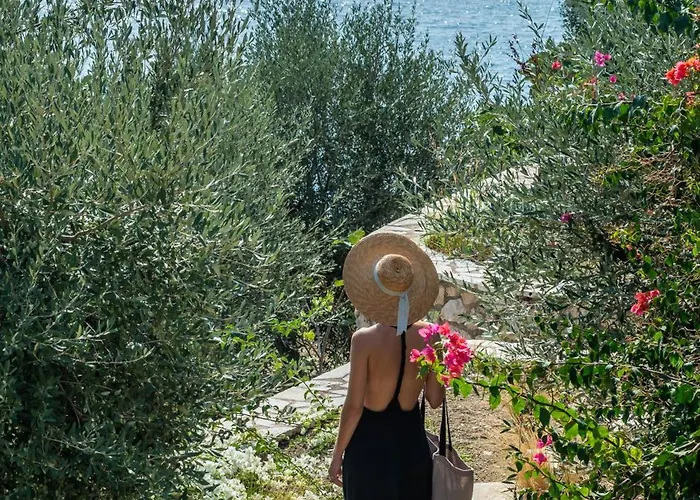 וילה Seafront Marine With Private Sea Access - Iris Lefkada *