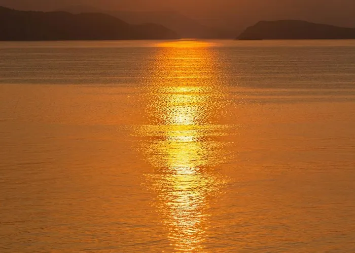 וילה Seafront Marine With Private Sea Access - Iris Lefkada