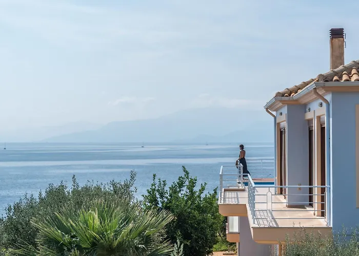 Seafront Marine With Private Sea Access - Iris Lefkada *